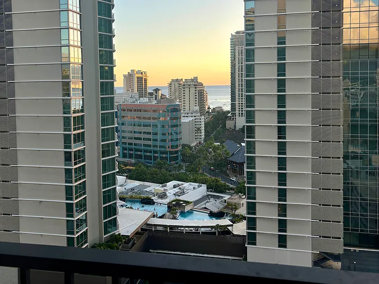 2140 Kuhio Ave #2008 — Photo 12