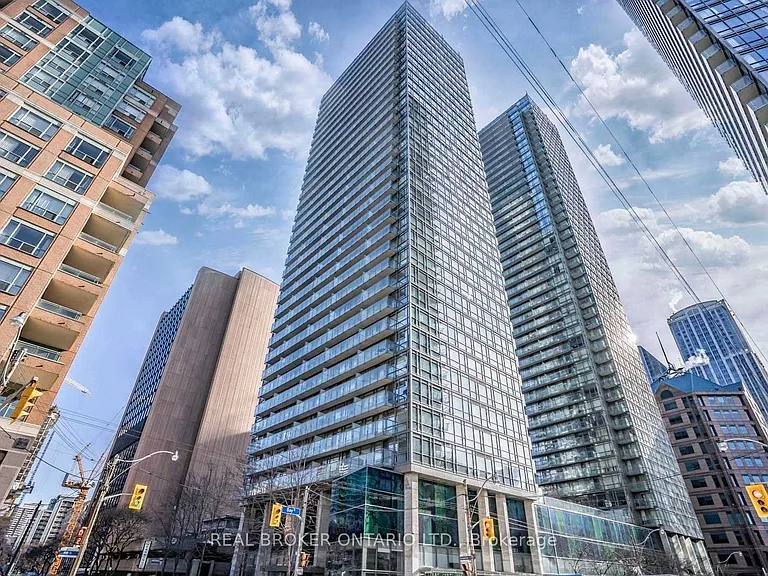 37 Grosvenor St #3105 — Photo 1