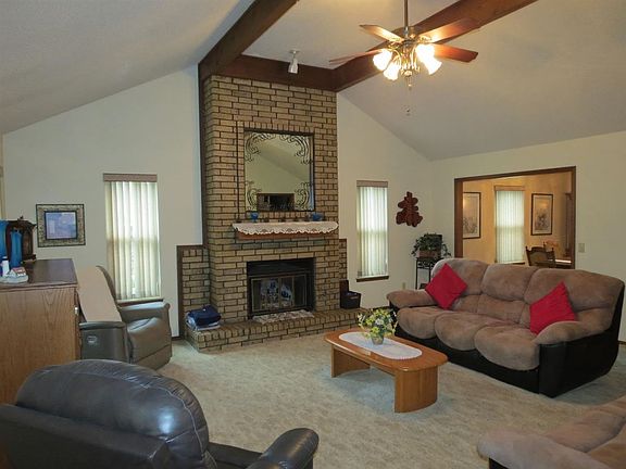 3rd image of 1310 S Mansfield Dr