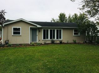 803 W Windsor Ave, Crete, IL 60417