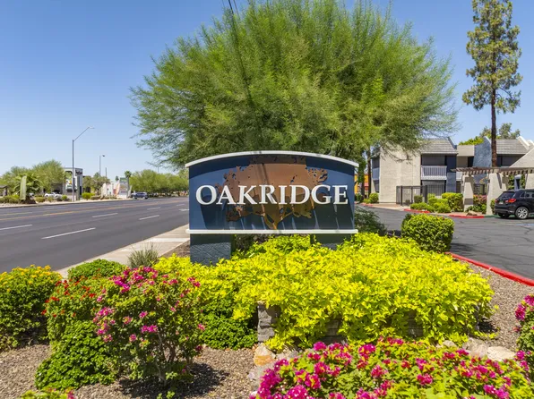 Oakridge Apartments