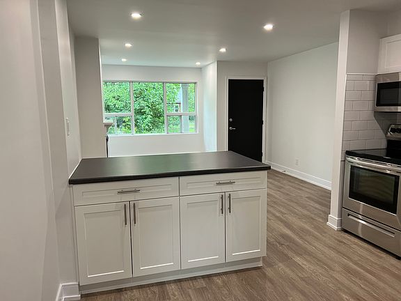 2nd image of 343 Saint Paul St #3