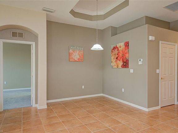 5th image of 9912 Las Casas Dr