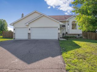 3545 Kalenda Ave NE, Saint Michael, MN 55376