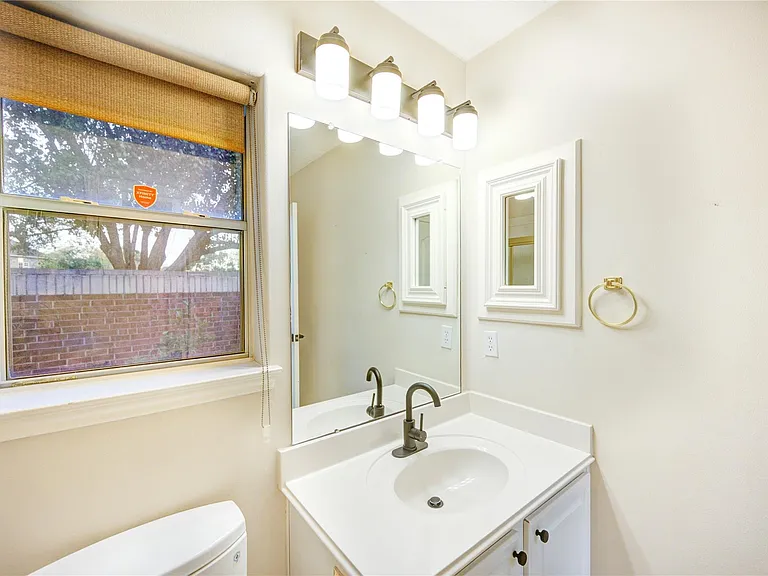 1231 Parkhaven Ln — Photo 32