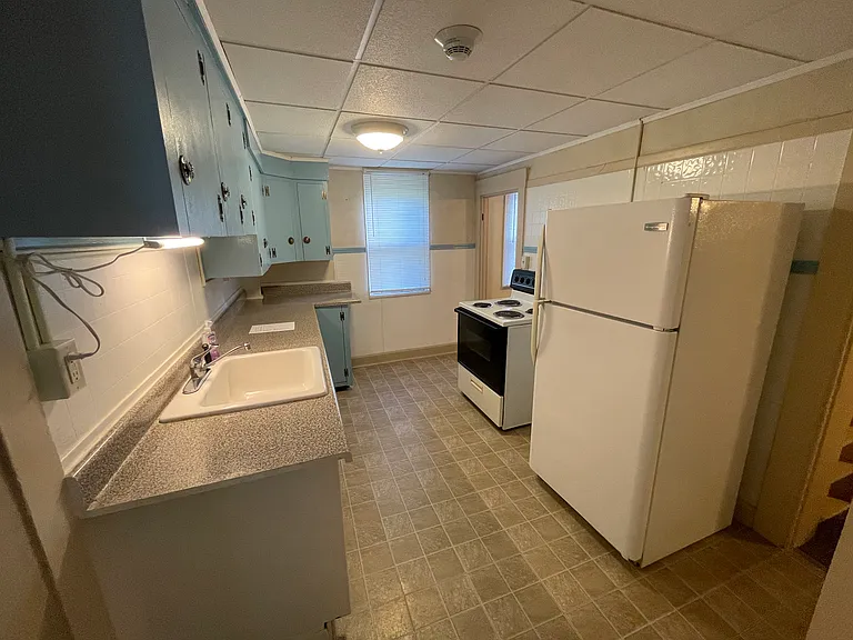 667 Washington St #2 — Photo 10