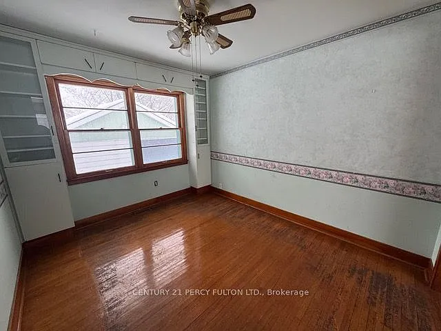 71 Prince Of Wales Dr #MAIN — Photo 15