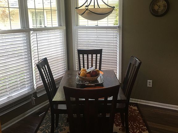 4th image of 225 Westwind Dr APT 55