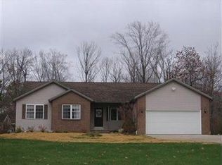 10335 Auburn Rd, Chardon, OH 44024