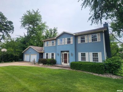591 Breezy Point Dr, Clinton, IA, 52732