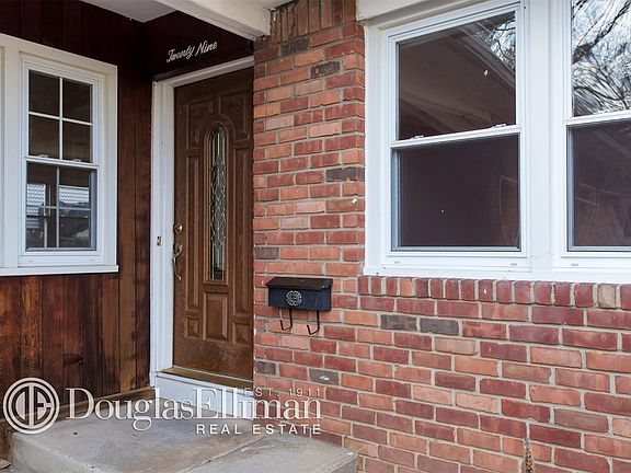 2nd image of 29 Knott Dr