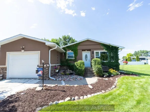 1115 E Hall St, Grand Island, NE 68801