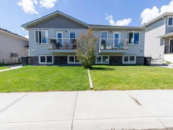 4406 E Lake Dr #1, Coalhurst, AB T0L 0V2