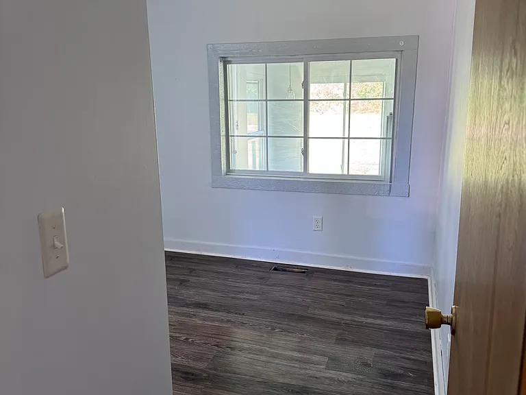 115 Wamplers Ct — Photo 9