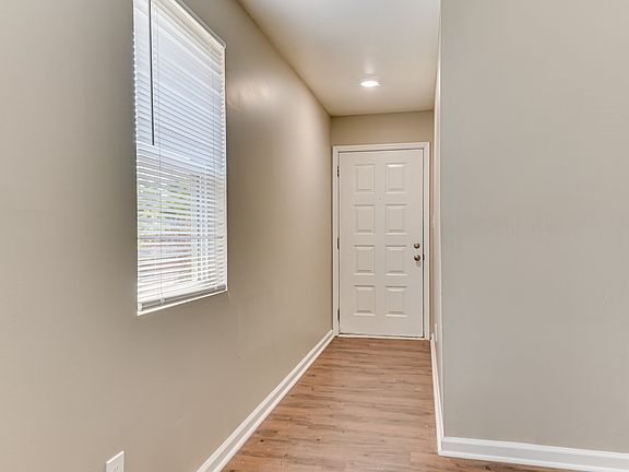 3rd image of 3037 Old Powderhouse Rd