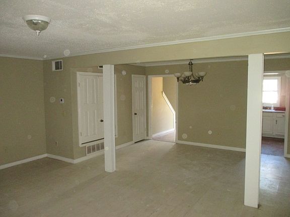 3rd image of 364 Brookwood Lake Pl