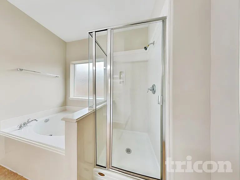 8523 W Highlands Xing — Photo 12