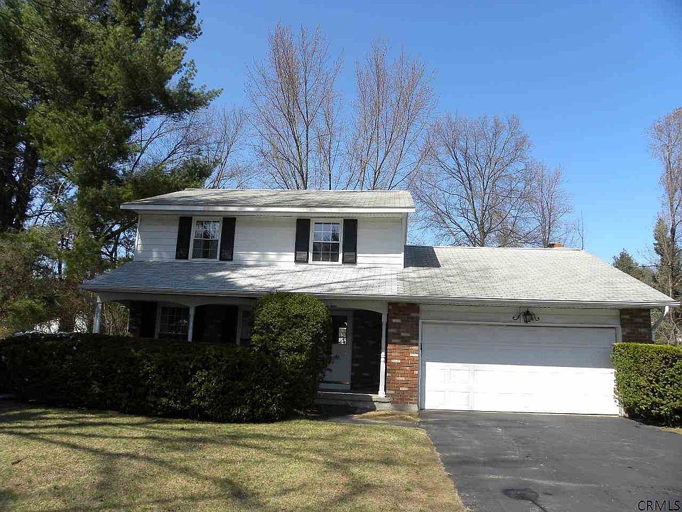 1st image of 17 Teakwood Dr