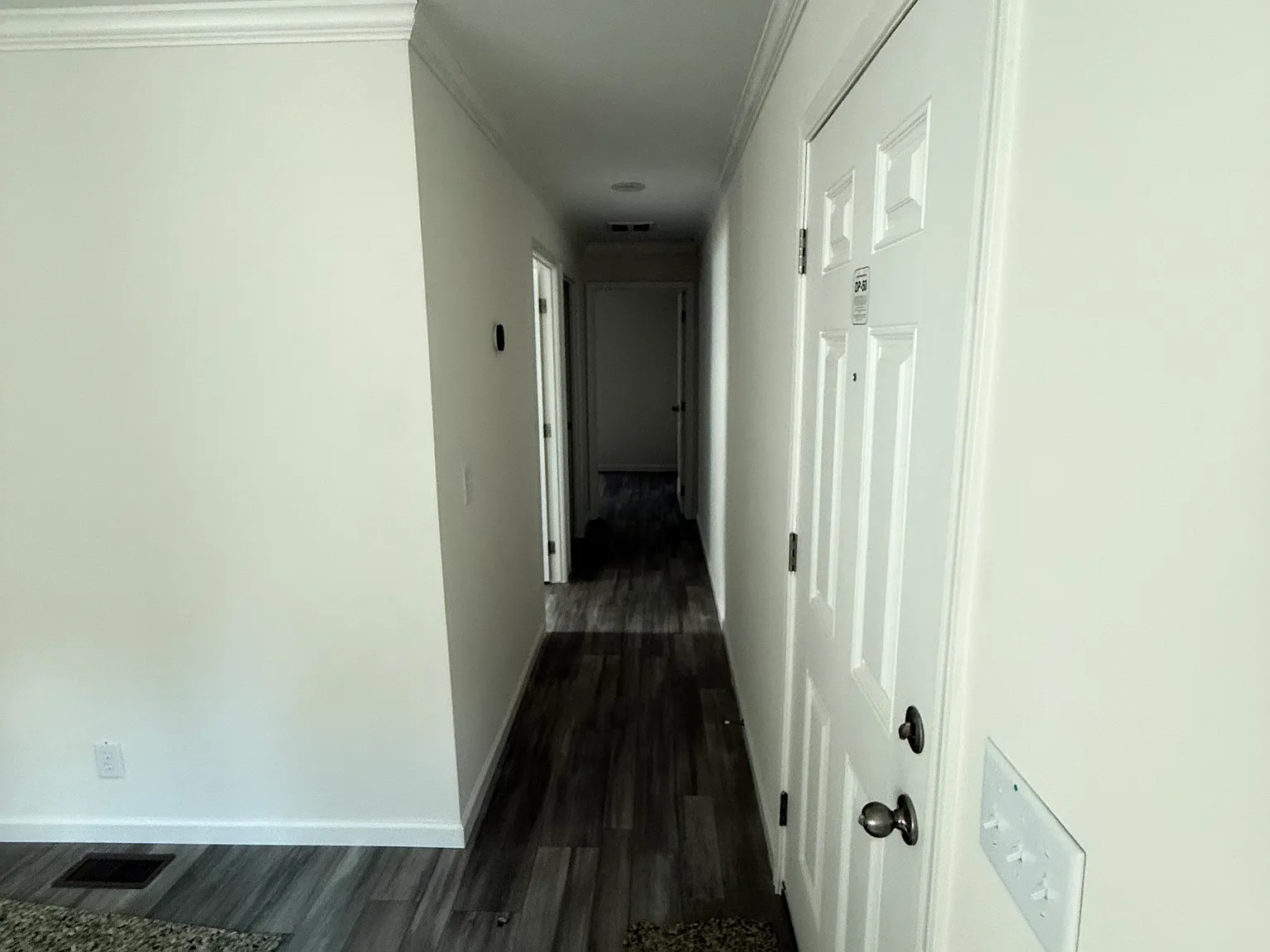 3 bed, $1,300 — Photo 3