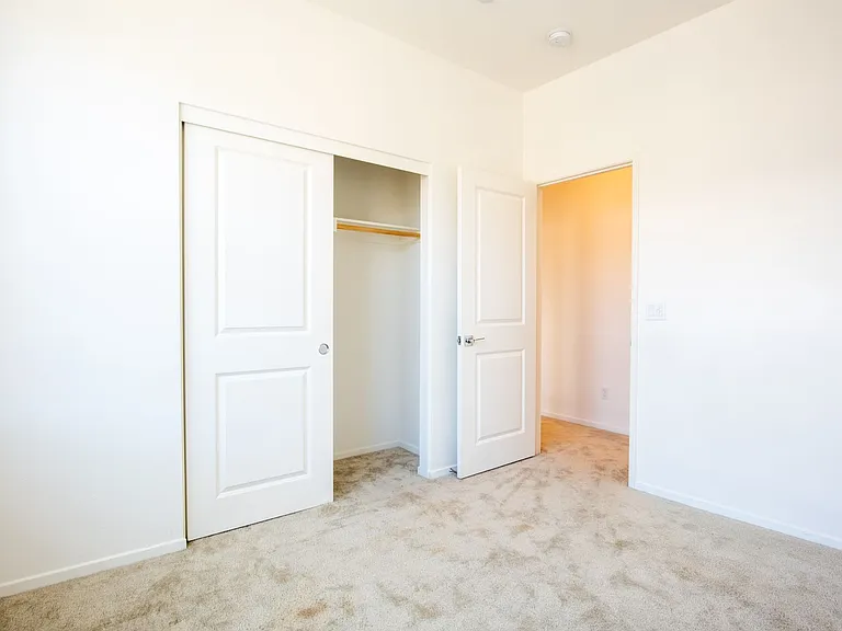516 Avenida Centro #106 — Photo 8