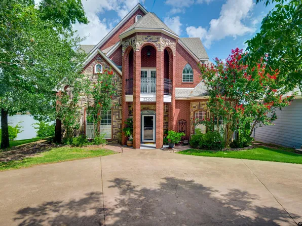 22453 Pine St, Frankston, TX 75763