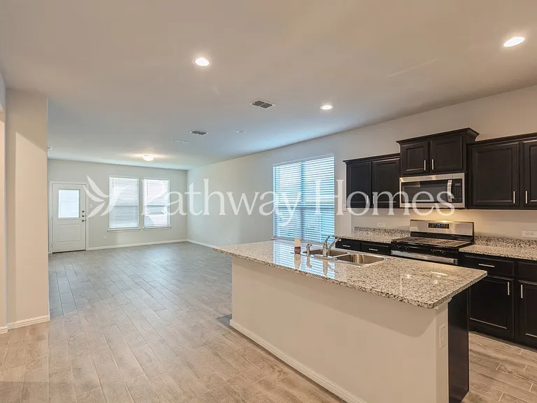 9732 New Bern Dr — Photo 9