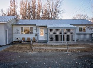 20 N Heart Mountain St, Byron, WY 82412