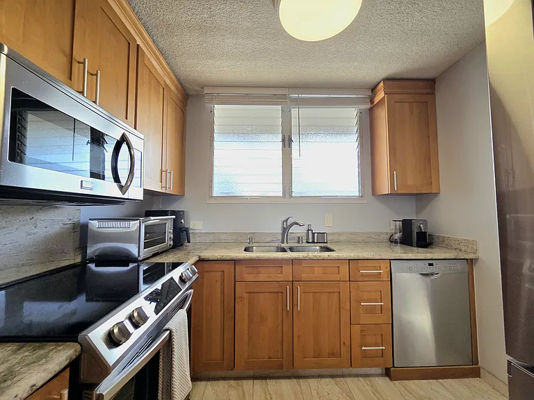 1052 Ala Nanu St — Photo 21