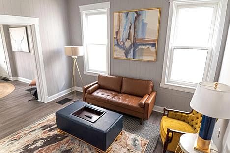 2nd image of 2023 Crown Ave