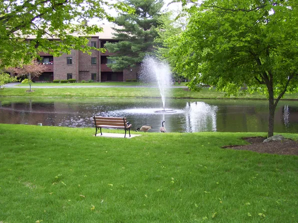 23 Davis Rd APT C14, Acton, MA 01720