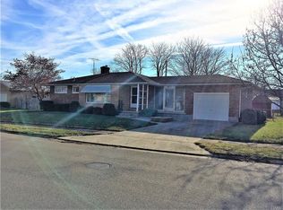 15 Beechwood Ave, Brookville, OH 45309
