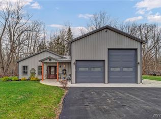 3498 Palmer Rd, Ransomville, NY 14131