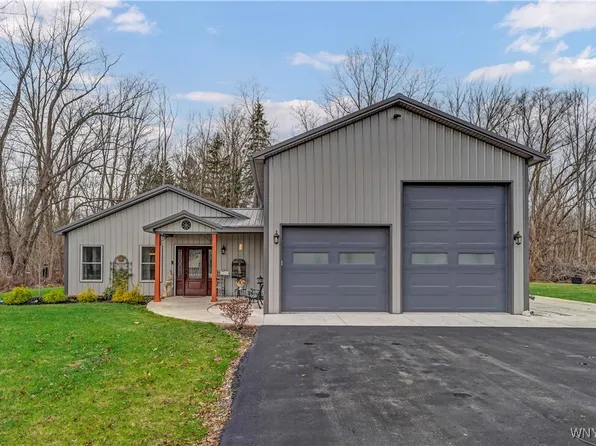 3498 Palmer Rd, Ransomville, NY 14131
