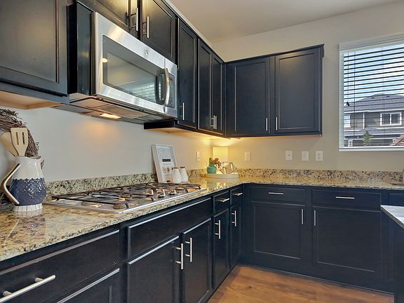 3rd image of 11817 172nd Street Ct E