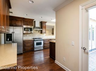 3728 Dixon St, Santa Barbara, CA 93105