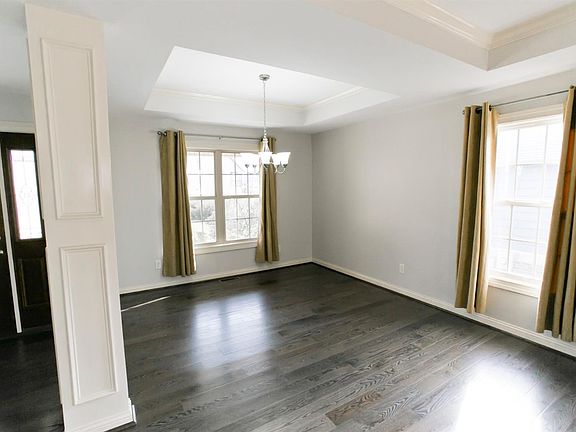 5th image of 5012 Oleander Ln