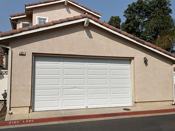 3rd image of 2327 S Cordoban Ln