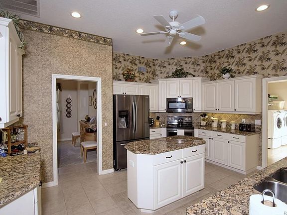 4th image of 8 Drypetes Ct E