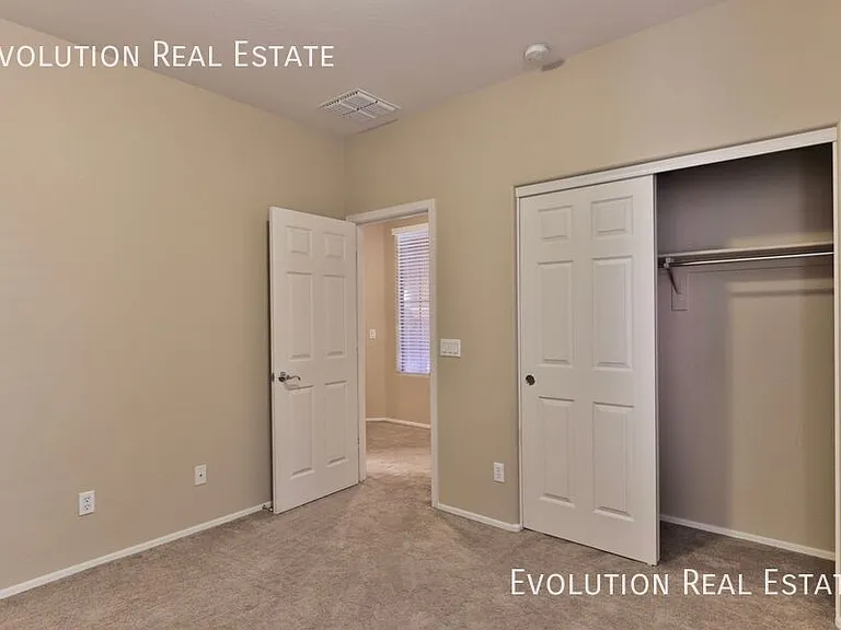 3067 E Palmdale Ln — Photo 15