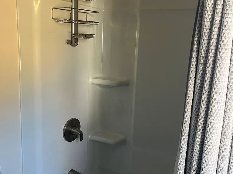 80 Belmont Ave — Photo 16