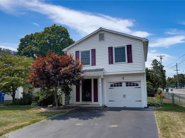 6 Calvin Rd, Rochester, NY 14612
