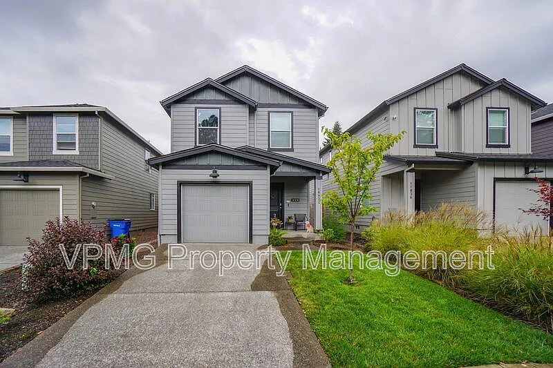 3 bed, 2.0 bath, 1406 sqft, $2,495 — Photo 1