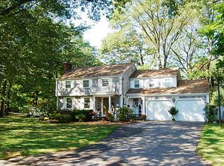 67 Pleasant St, Rumford, RI 02916