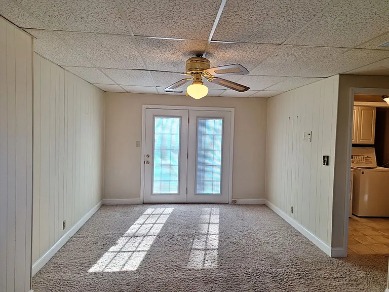 8714 Kingsridge Dr — Photo 45