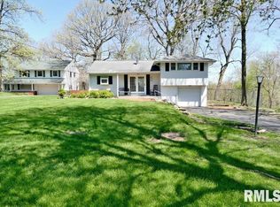 9131 N Picture Ridge Rd, Peoria, IL 61615