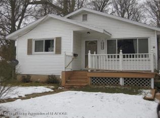 117 E Cavanaugh Rd, Lansing, MI 48910