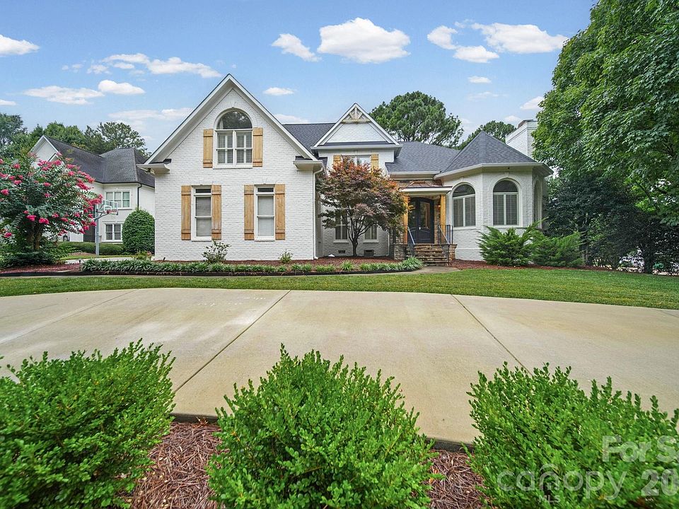 1st image of 15118 Ballantyne Country Club Dr