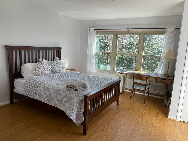 40 Sandstone Ct #L — Photo 13