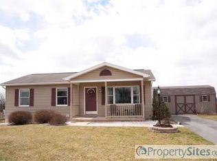 123 Gwenedd Ct, Pleasant Gap, PA 16823