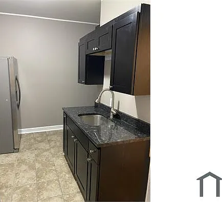 2 bed, 875 sqft, $1,275 — Photo 2